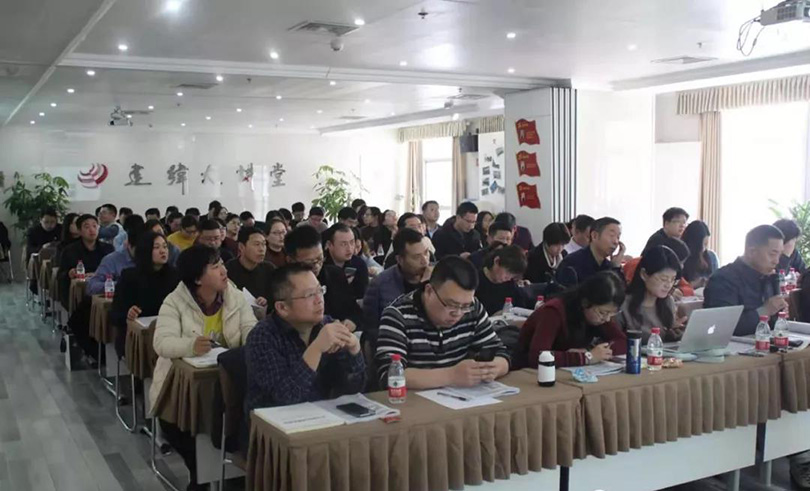 中州建設有限公司周六、周日“充電”忙